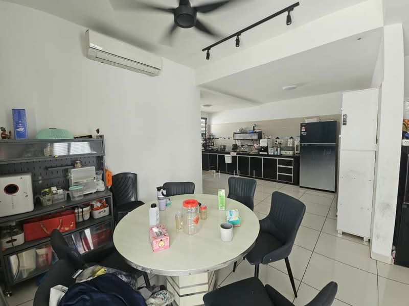 2-storey Terraced House for Sale in Bandar Dato Onn (Tebrau) - Kok Hui - Dining Room - PropertyGuru.com.my