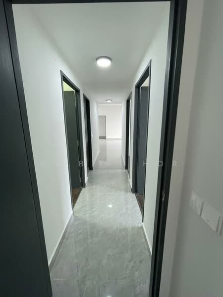 Servis Apartment untuk Disewa di Altris Residences @ The Quartz WM - Gilbert Hor - Corridor - PropertyGuru.com.my
