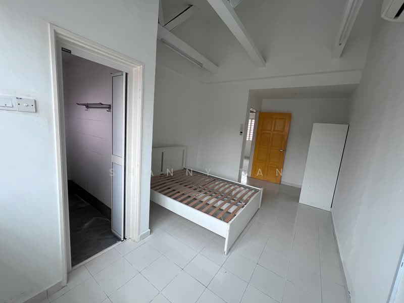2-storey Terraced House for Sale in Bandar Sungai Long (Selangor) - Shanny Tan - Bedroom - PropertyGuru.com.my