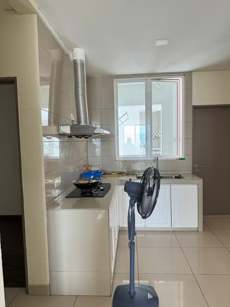 Servis Apartment untuk Disewa di The Loft @ ZetaPark - Sky Say - Kitchen - PropertyGuru.com.my