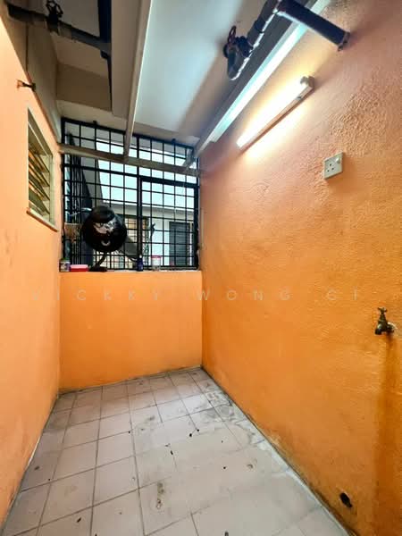 Pangsapuri untuk Dijual di Prima Damansara - Vickky Wong CF - PropertyGuru.com.my