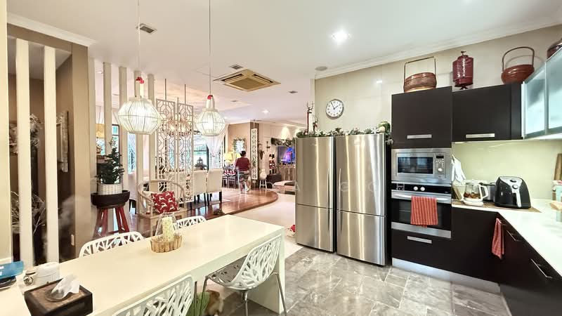 Semi-Detached House for Sale in Ampang Jaya (Ampang) - Melinda Goh - Kitchen - PropertyGuru.com.my