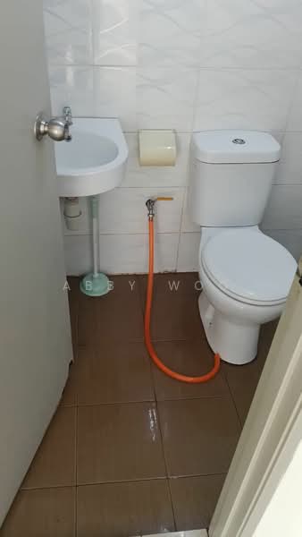 Service Residence for Rent at Sentrovue - Abby Woo - Bathroom - PropertyGuru.com.my