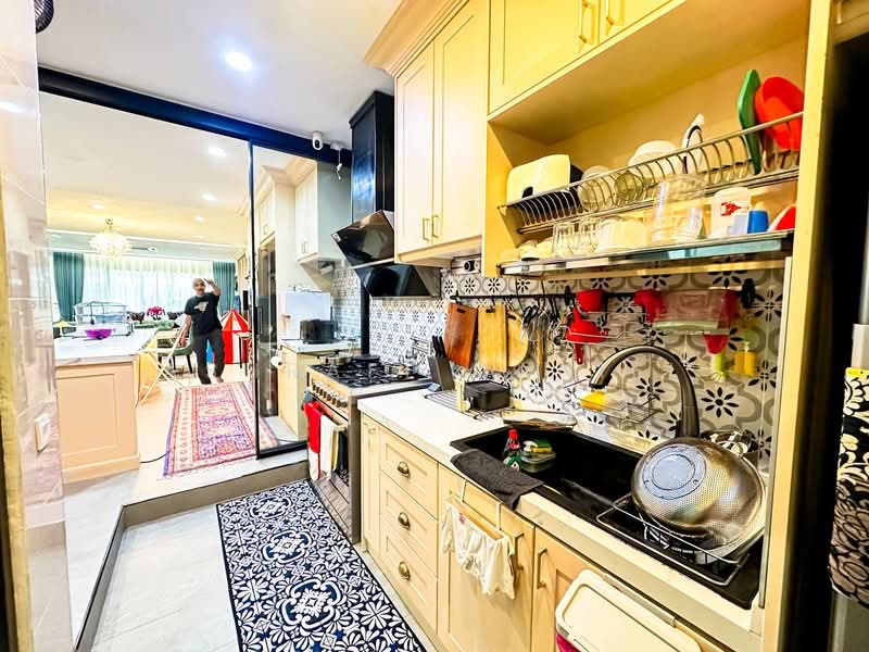 Rumah Teres 2 Tingkat untuk Dijual di Bukit Jelutong (Shah Alam) - Ashraff Daniel - Kitchen - PropertyGuru.com.my