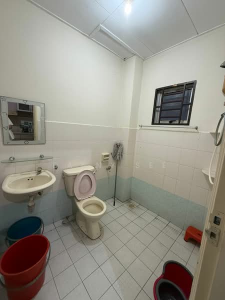 2-storey Terraced House for Sale in Bandar Indahpura (Kulai) - Danny See - Bathroom - PropertyGuru.com.my