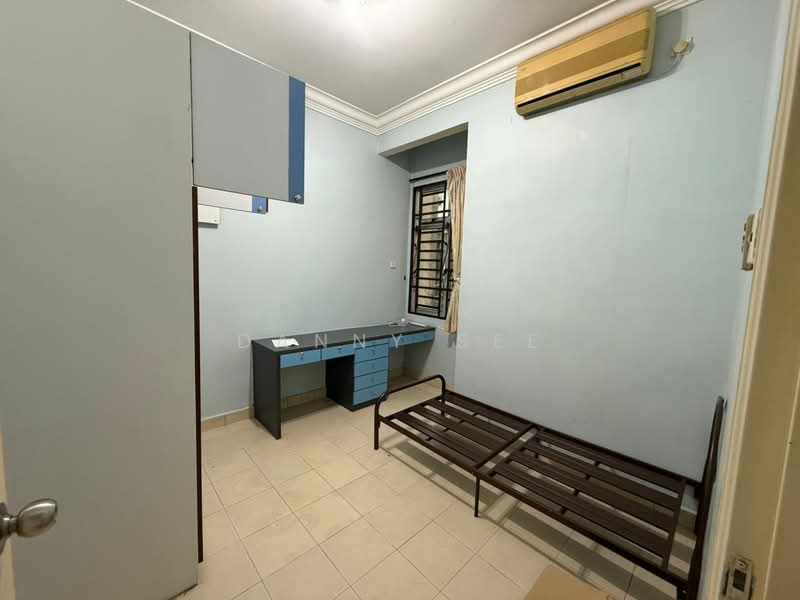 2-storey Terraced House for Sale in Bandar Indahpura (Kulai) - Danny See - Bedroom - PropertyGuru.com.my