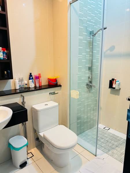 Kondominium untuk Dijual di Tropicana Grande - Kendriic Chong - Bathroom - PropertyGuru.com.my