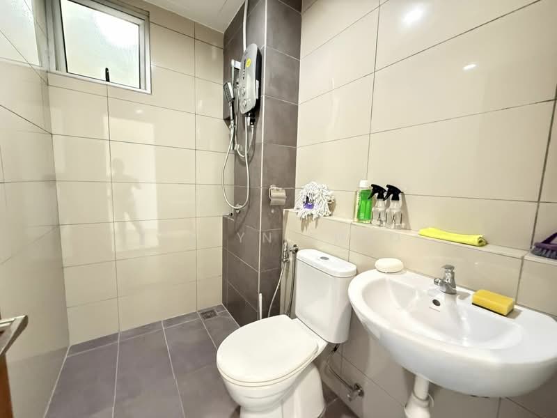 Condominium for Sale at Villa Crystal - Evelyn Khoo - Bathroom - PropertyGuru.com.my