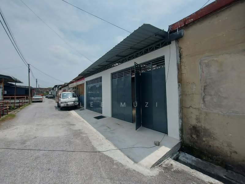 Kilang untuk Disewa di Bercham (Ipoh) - Lee Muzi - Exterior - PropertyGuru.com.my