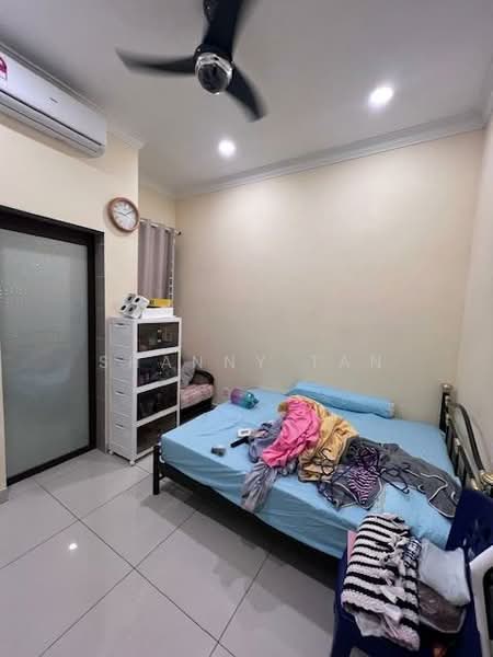Semi-Detached House for Sale in Bandar Sungai Long (Selangor) - Shanny Tan - Bedroom - PropertyGuru.com.my