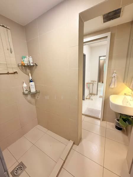 Servis Apartment untuk Dijual di Maisson - Bowie Liao - Bathroom - PropertyGuru.com.my