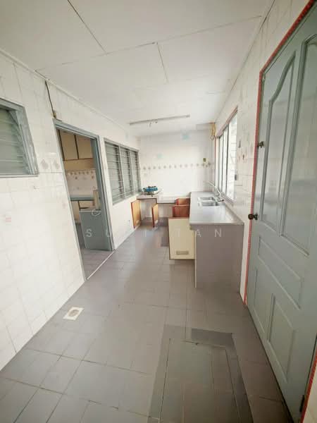 2-storey Terraced House for Sale in Segambut (Kuala Lumpur) - Suki Tan - Kitchen - PropertyGuru.com.my