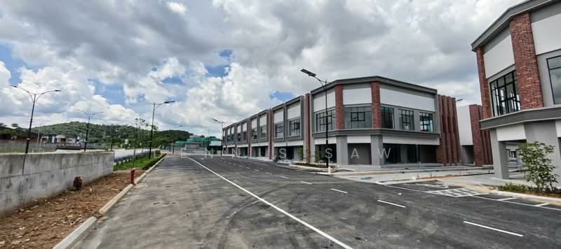 Shop for Rent in Bandar Gamuda Gardens (Rawang) - Dennis Saw - Exterior - PropertyGuru.com.my