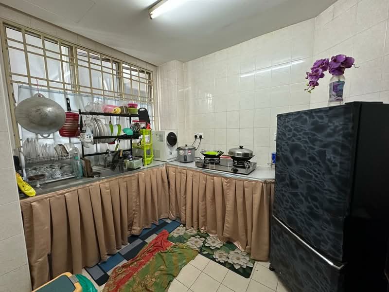 Condominium for Sale at Villa Wangsamas - Jane Hew - Kitchen - PropertyGuru.com.my