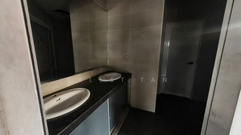 Shop for Rent in Taman Gaya (Ulu Tiram) - Celest Tan - Bathroom - PropertyGuru.com.my