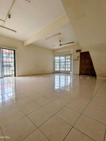 2-storey Terraced House for Sale in Taman Segar Perdana (Cheras) - Jenny Choong - Living Room - PropertyGuru.com.my