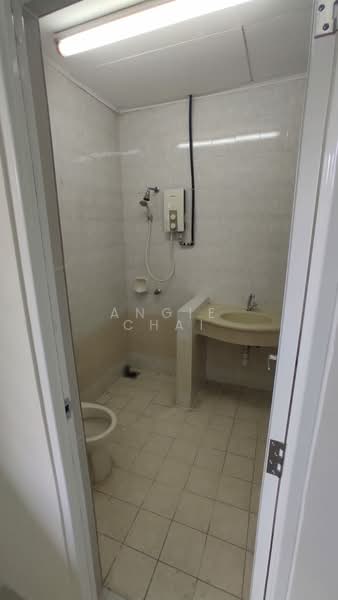 Townhouse for Rent in Petaling Jaya (Selangor) - Angie Chai - Bathroom - PropertyGuru.com.my