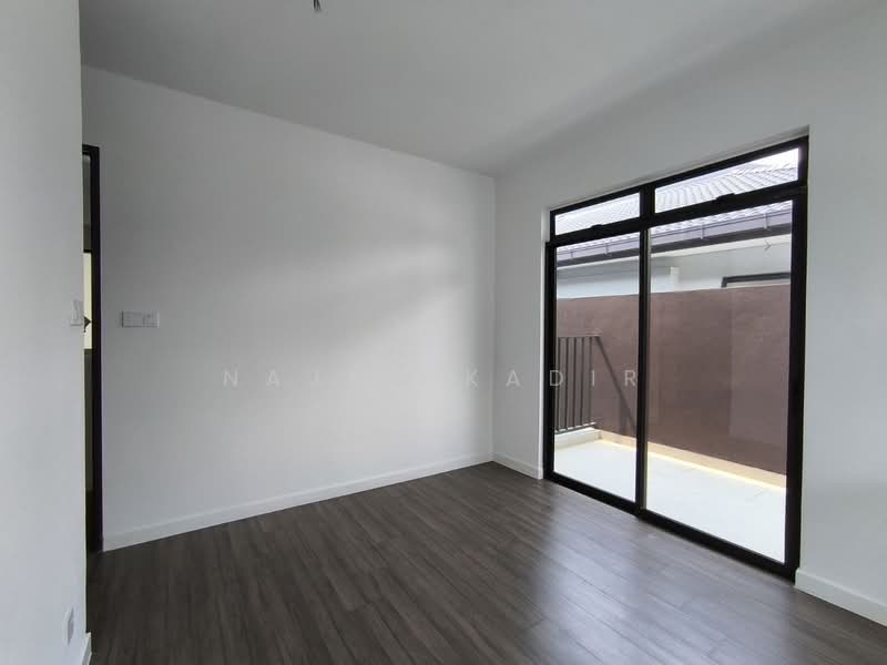 3-storey Terraced House for Rent in Cyberjaya (Selangor) - Najah Kadir - Balcony - PropertyGuru.com.my