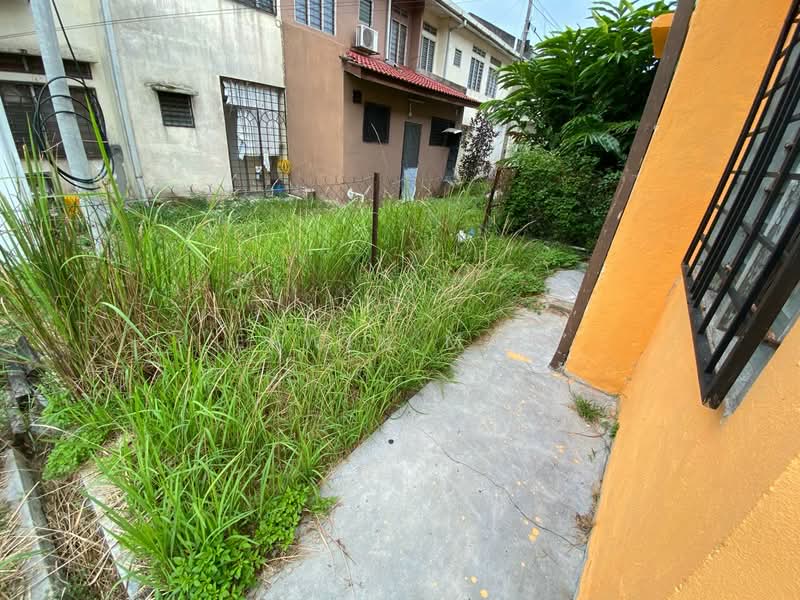 2-storey Terraced House for Sale in Bukit Sentosa (Rawang) - Elwin Mah - Exterior - PropertyGuru.com.my