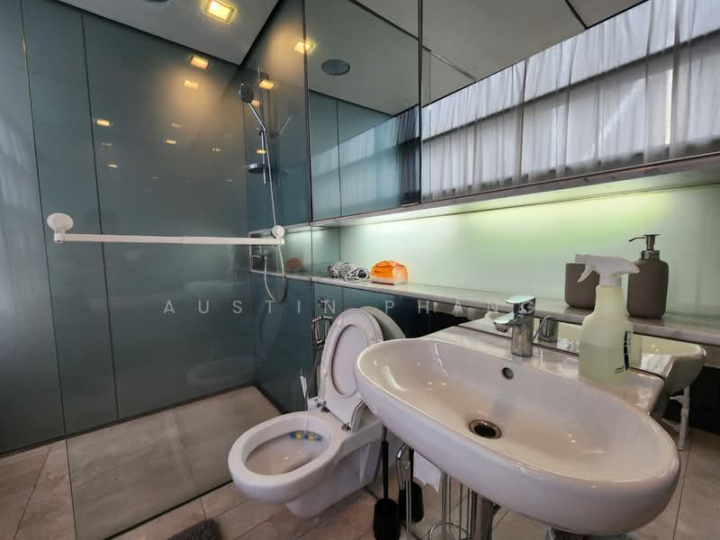 Condominium for Rent at Condominium @ The Troika - Austin Phang - Bathroom - PropertyGuru.com.my