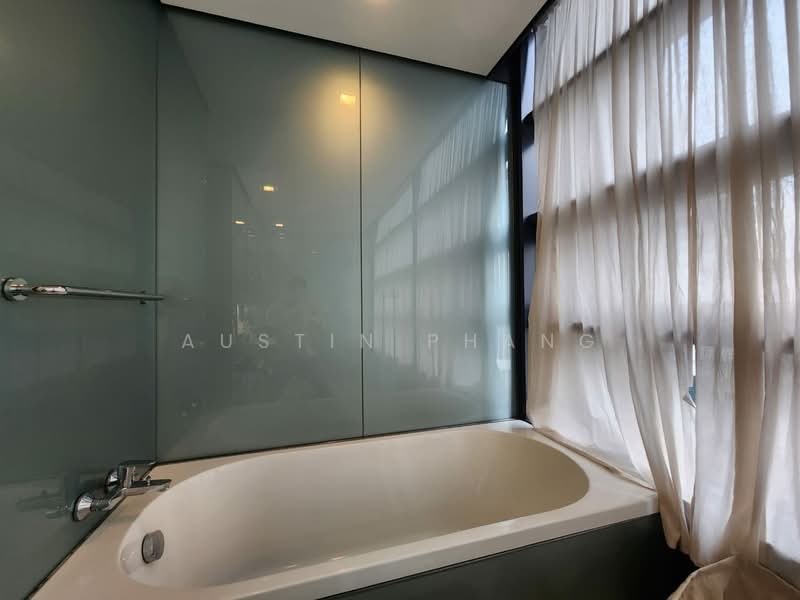 Condominium for Rent at Condominium @ The Troika - Austin Phang - Bathroom - PropertyGuru.com.my