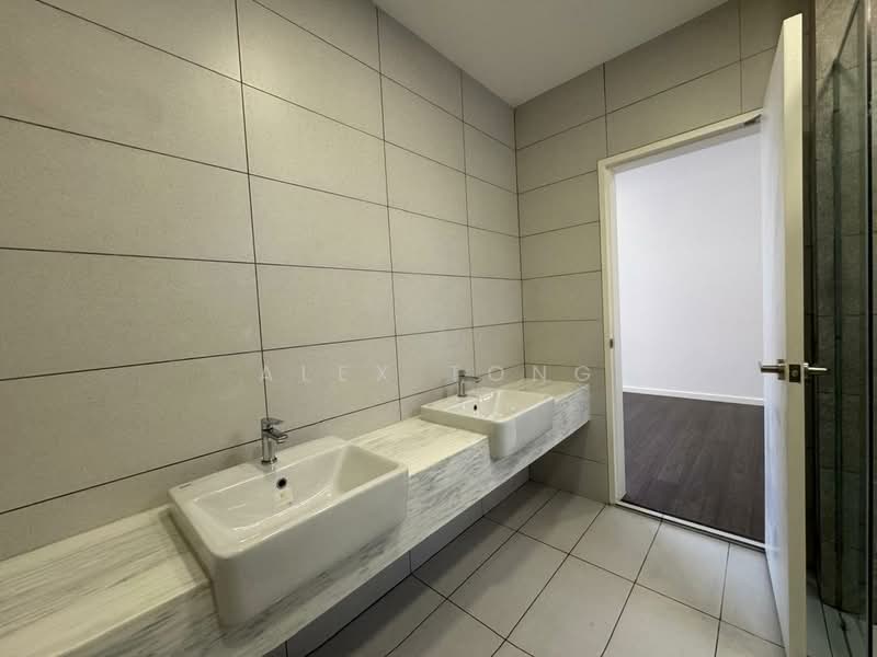 2-storey Terraced House for Rent in Banting (Selangor) - Alex Tong - Bathroom - PropertyGuru.com.my