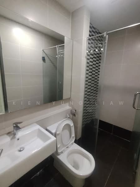 Service Residence for Rent at Tiara Mutiara 2 - Kien Yung Liaw - Bathroom - PropertyGuru.com.my