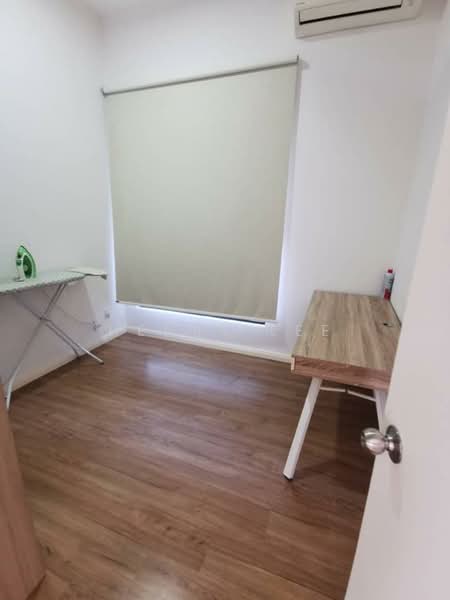 Apartment for Sale at Senibong Cove - The WaterEdge Residences - Henry Lee - Study - PropertyGuru.com.my