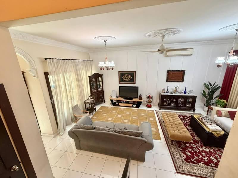 Rumah Teres 3 Tingkat untuk Dijual di Shah Alam (Selangor) - Nur Alia Omar - Living Room - PropertyGuru.com.my