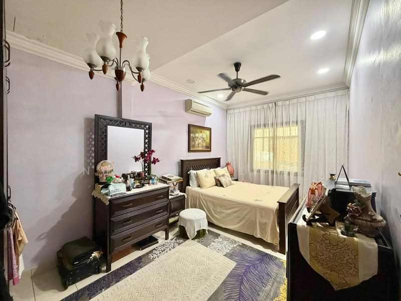 Rumah Teres 3 Tingkat untuk Dijual di Shah Alam (Selangor) - Nur Alia Omar - Bedroom - PropertyGuru.com.my