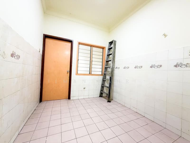 2-storey Terraced House for Sale in Bandar Bukit Puchong (Puchong) - Ilman Nahri - Interior - PropertyGuru.com.my