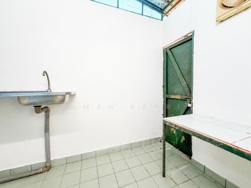 2-storey Terraced House for Sale in Bandar Bukit Puchong (Puchong) - Ilman Nahri - Interior - PropertyGuru.com.my