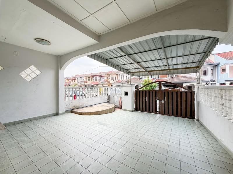 2-storey Terraced House for Sale in Bandar Bukit Puchong (Puchong) - Ilman Nahri - Exterior - PropertyGuru.com.my