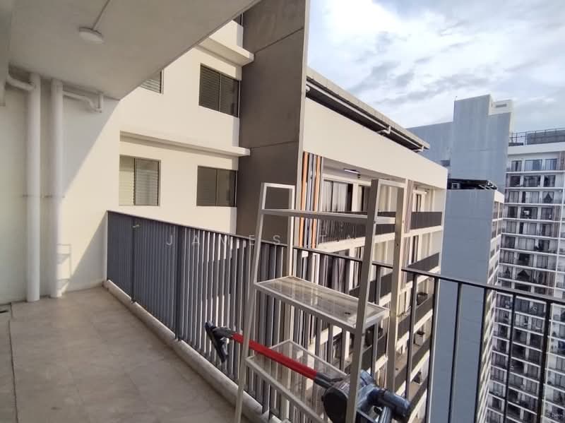 Servis Apartment untuk Disewa di Emporis - James Tan - Balcony - PropertyGuru.com.my