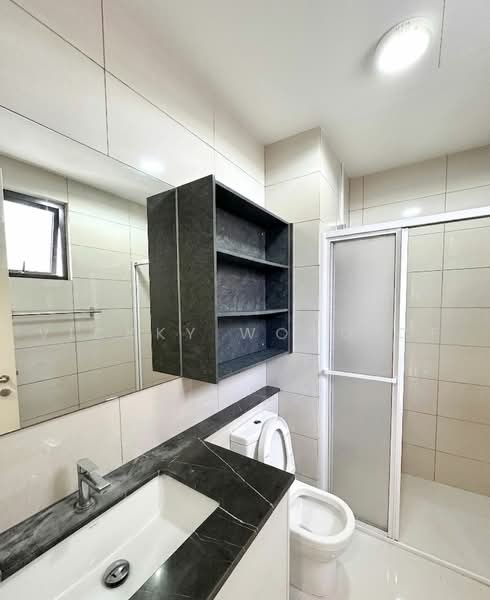 Servis Apartment untuk Dijual di The Park Sky Residence - Vickky Wong CF - Bathroom - PropertyGuru.com.my