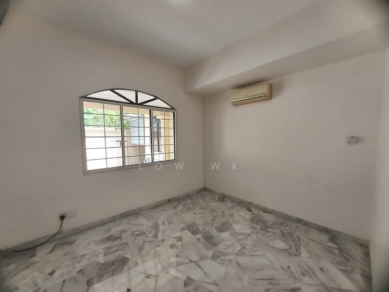 2-storey Terraced House for Sale in Taman Overseas Union (Taman Oug) (Jalan Klang Lama (Old Klang Road)) - LOW WK - Interior - PropertyGuru.com.my
