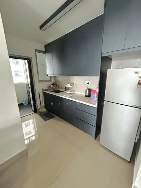 Service Residence for Rent at SkyLake Residence - Carlos Ng - Kitchen - PropertyGuru.com.my