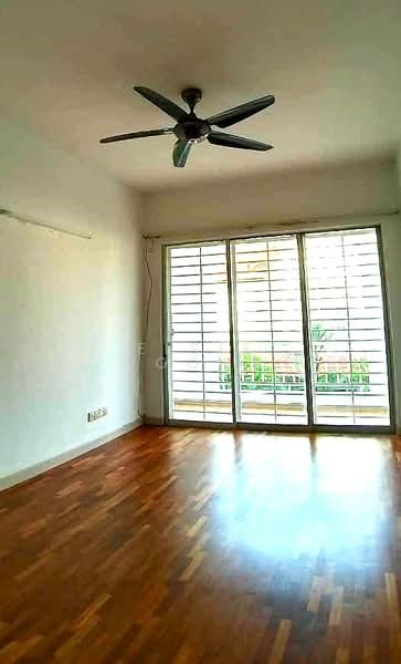 Rumah Teres 2 Tingkat untuk Dijual di Kota Kemuning (Shah Alam) - Elsie Yoong - Living Room - PropertyGuru.com.my