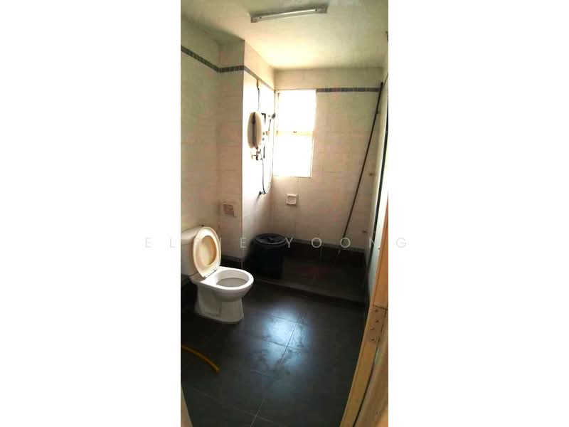 Rumah Teres 2 Tingkat untuk Dijual di Kota Kemuning (Shah Alam) - Elsie Yoong - Bathroom - PropertyGuru.com.my