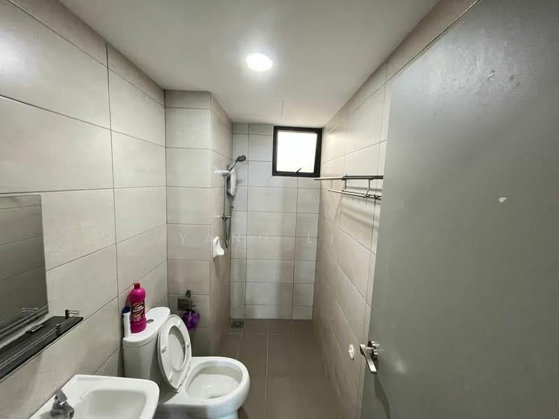 Pangsapuri untuk Disewa di Iconic Vue - Yang Lim - Bathroom - PropertyGuru.com.my