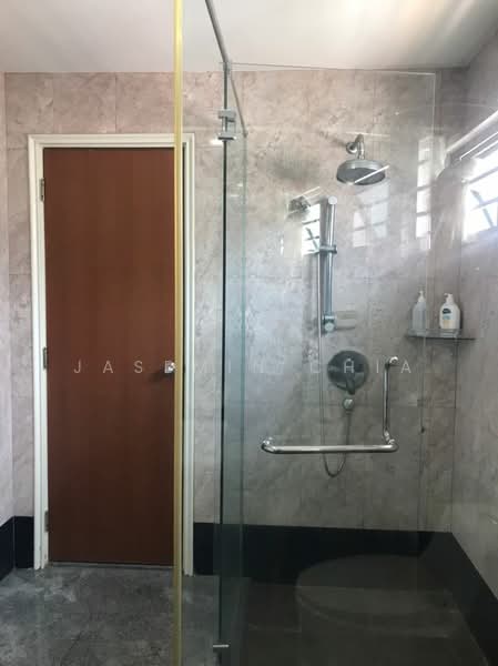 Rumah Berkembar untuk Dijual di Taman Tasik Indah Mewah (Batu) - Jasemin Chia - Bathroom - PropertyGuru.com.my