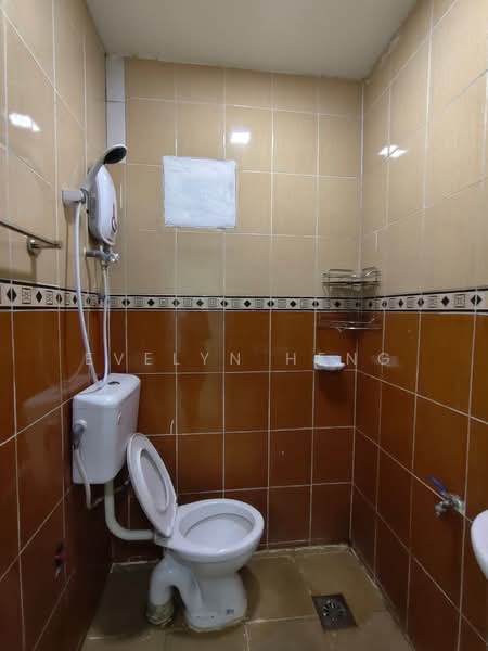 Rumah Teres 1 Tingkat untuk Dijual di Taman Puteri Wangsa (Ulu Tiram) - Evelyn Heng - Bathroom - PropertyGuru.com.my