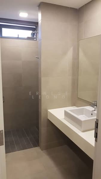Condominium for Rent at Vivo Residential Suites - Ernest Leong - Bathroom - PropertyGuru.com.my