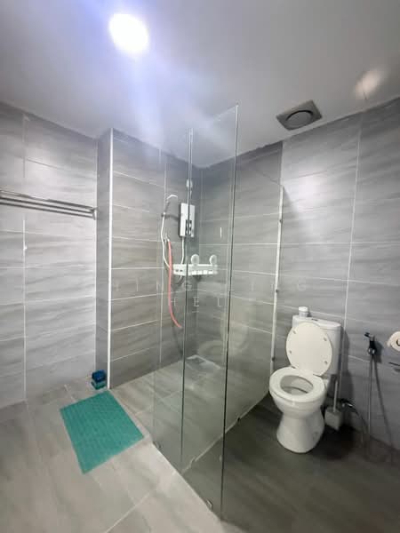 Service Residence for Rent at KSL Residence @ Daya - Ching Ling Hel - Bathroom - PropertyGuru.com.my