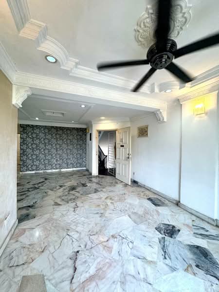 Apartment for Sale at Sri Ledang - Cassell . - Living Room - PropertyGuru.com.my