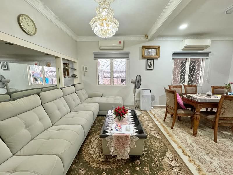 Rumah Teres 2 Tingkat untuk Dijual di Wangsa Maju (Kuala Lumpur) - Adi Mohamad - Living Room - PropertyGuru.com.my