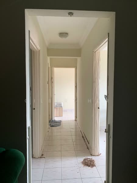 Condominium for Sale at Idaman Sutera - Gilbert Hor - Corridor - PropertyGuru.com.my
