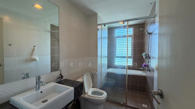 Condominium for Sale at 10 Island Resort - Jordan Ong - Bathroom - PropertyGuru.com.my