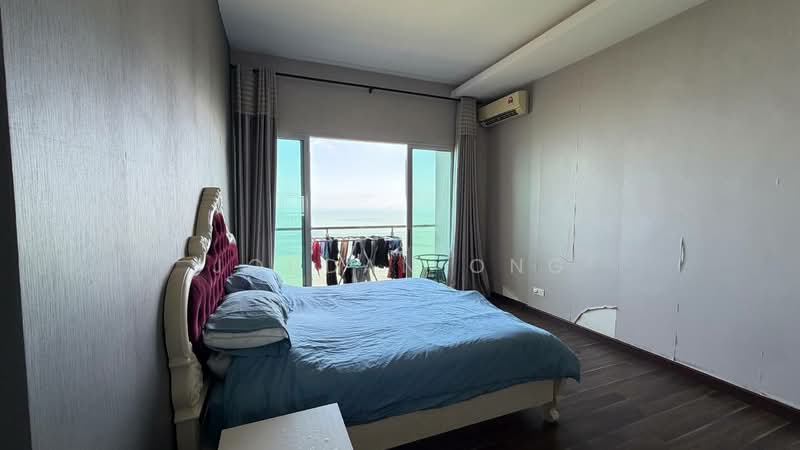 Condominium for Sale at 10 Island Resort - Jordan Ong - Bedroom - PropertyGuru.com.my
