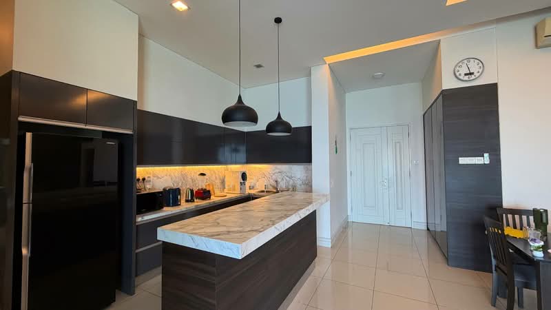 Condominium for Sale at 10 Island Resort - Jordan Ong - Kitchen - PropertyGuru.com.my